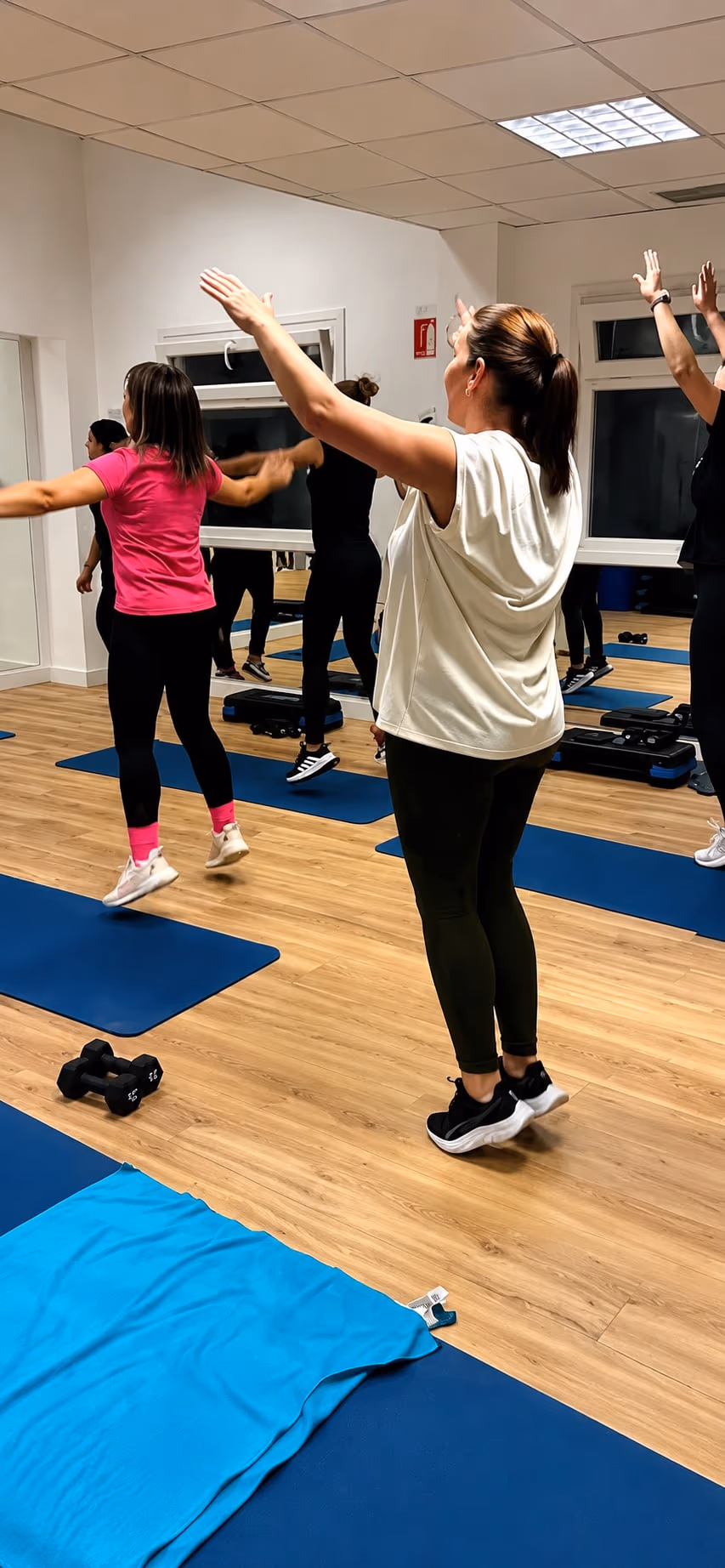 Clase de HIIT en la sala de Equilibria