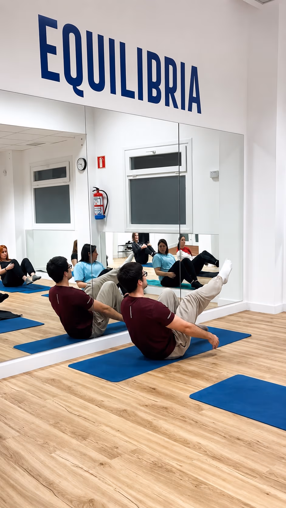 Clase de Pilates en la sala de Equilibria